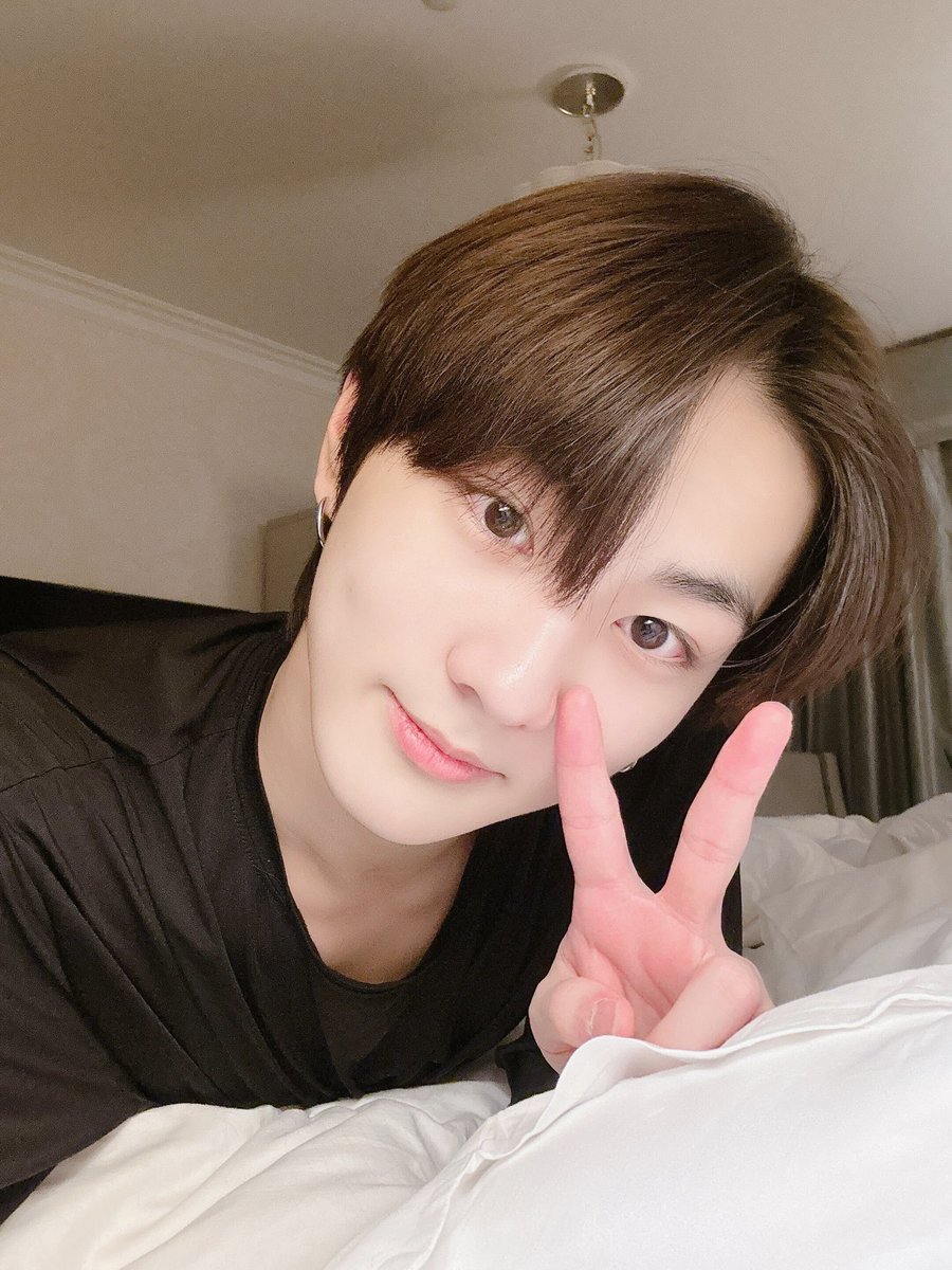 ioihmka's tweet photo. 뽀얀우유필터 씌운 것같아서 좋음 https://t.co/ghfnUpfFhi