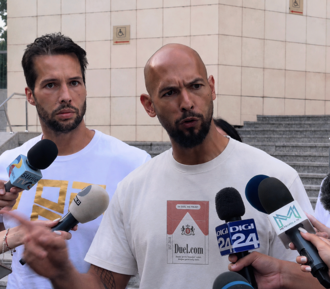 GarlicDuel's tweet photo. Andrew Tate's bail has expired.

Duel is working closely with the DoJ to rapidly free him from his cell.

Tomorrow, in conjunction with our latest sponsor "Sneako", @freakbobvid and I will protest outside of his detention center in Miami.

#FreeTate #BottomG https://t.co/zHSIOuEB6j