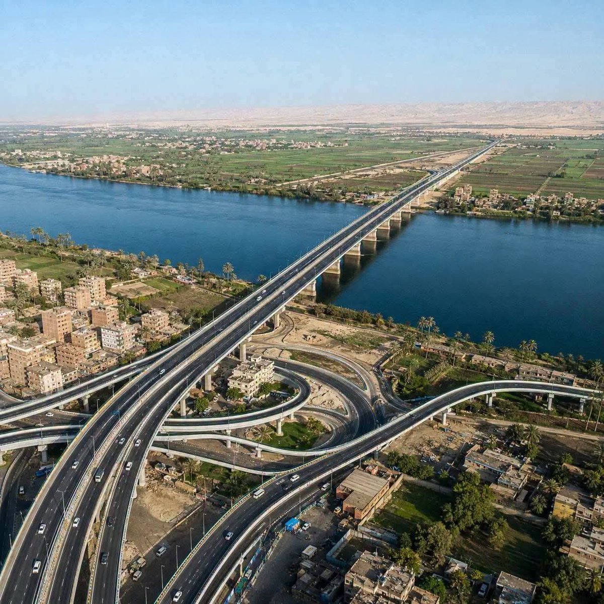 ShehabNany's tweet photo. 🔴 احتفظوا بهذا المنشور… لأن مصر التي سنراه ان شاء الله
في 2030 لن تكون مصر التي يحاولون اسقاطها !

خلّينا نتفق من البداية: 2030 مش عصا سحرية، ومش معناها إننا هنصحى في يوم واحد نلاقي كل المشكلات اختفت؛ لكن الدول الكبيرة لا تُقاس بأزمة عابرة أو عنوان غاضب… الدول تُقاس بالاتجاه وبما تبنيه وهي واقفة تحت الضغط.

ومن دلوقتي لحد 2030، مصر داخلة على مرحلة «حصاد ما تم بناؤه»؛ شبكة قطارات كهربائية سريعة بطول 2000 كيلومتر تربط 60 مدينة وتخدم نحو 90% من المصريين، وموانئ ومناطق صناعية ولوجستية متصلة بالطرق والسكك الحديدية، ومشروع الدلتا الجديدة على مساحة 2.2 مليون فدان، وتوطين صناعات كنا نستوردها، ومشروع الضبعة النووي، ومشروعات طاقة نظيفة تستهدف رفع نسبة الطاقة المتجددة لأكثر من 42%.

مصر التي استقبلت 19 مليون سائح في 2025 تستهدف الوصول إلى 30 مليونًا سنويًا، وصادراتها الرقمية التي بلغت 5.2 مليار دولار تستهدف 8 مليارات بحلول 2028، والاقتصاد نفسه سجّل نموًا حقيقيًا بلغ 5.3% خلال النصف الأول من العام المالي 2025/2026 رغم كل ما يحيط بالمنطقة.

يعني باختصار: إحنا بنتحرك من مرحلة «بناء الأساس» إلى مرحلة تشغيله وتحويله إلى مصانع وإنتاج وصادرات وفرص عمل ودخل حقيقي للدولة.

وهنا نفهم ليه صوت الإحباط على الميديا بقى أعلى…

لأن أخطر شيء بالنسبة لكل من تتعارض مصالحه مع صعود مصر مش مشروع واحد بيتفتح النهارده؛ أخطر شيء هو أن تجتمع كل هذه المشروعات في لحظة واحدة، داخل دولة مستقرة، تمتلك جيشًا قويًا، وموقعًا لا يتكرر، وسوقًا يتجاوز 110 ملايين إنسان، وطاقة وغذاء وصناعة وموانئ تربط ثلاث قارات.

الحروب الحديثة مش كلها دبابات وصواريخ… أحيانًا أرخص سلاح هو أن تُقنع شعبًا كاملًا أن بلده بلا مستقبل؛ خبر قديم يُعاد نشره، شائعة تتحول إلى حقيقة، مشكلة تُقدَّم وكأنها نهاية الدولة، وإنجاز يُخفى وكأنه لم يحدث.

وخدوا بالكم: مش كل نقد مؤامرة، ومش كل خبر سلبي خيانة؛ النقد النزيه مطلوب لتصحيح الأخطاء. لكن اللي ينتقي كل ما هو سلبي، ويتجاهل كل تقدم، ويحوّل كل أزمة إلى جنازة وطن… ده مش بيصلّح بلد؛ ده بيهدم ثقة شعبها فيها.

لو مصر وصلت إلى 2030 وهي ثابتة ومكملة، مش هتبقى مجرد دولة كبيرة في المنطقة؛ هتبقى رقمًا يستحيل تجاوزه في حسابات المنطقة والعالم.

احفظوا الجملة دي جيدًا:

هم مش خايفين من مصر اللي عندها مشكلات…
هم خايفين من مصر اللي رغم كل مشكلاتها «بتكمّل».

ومصر هتكمّل… وهتبقى بإذن الله «قد الدنيا». 🇪🇬
منقوول...