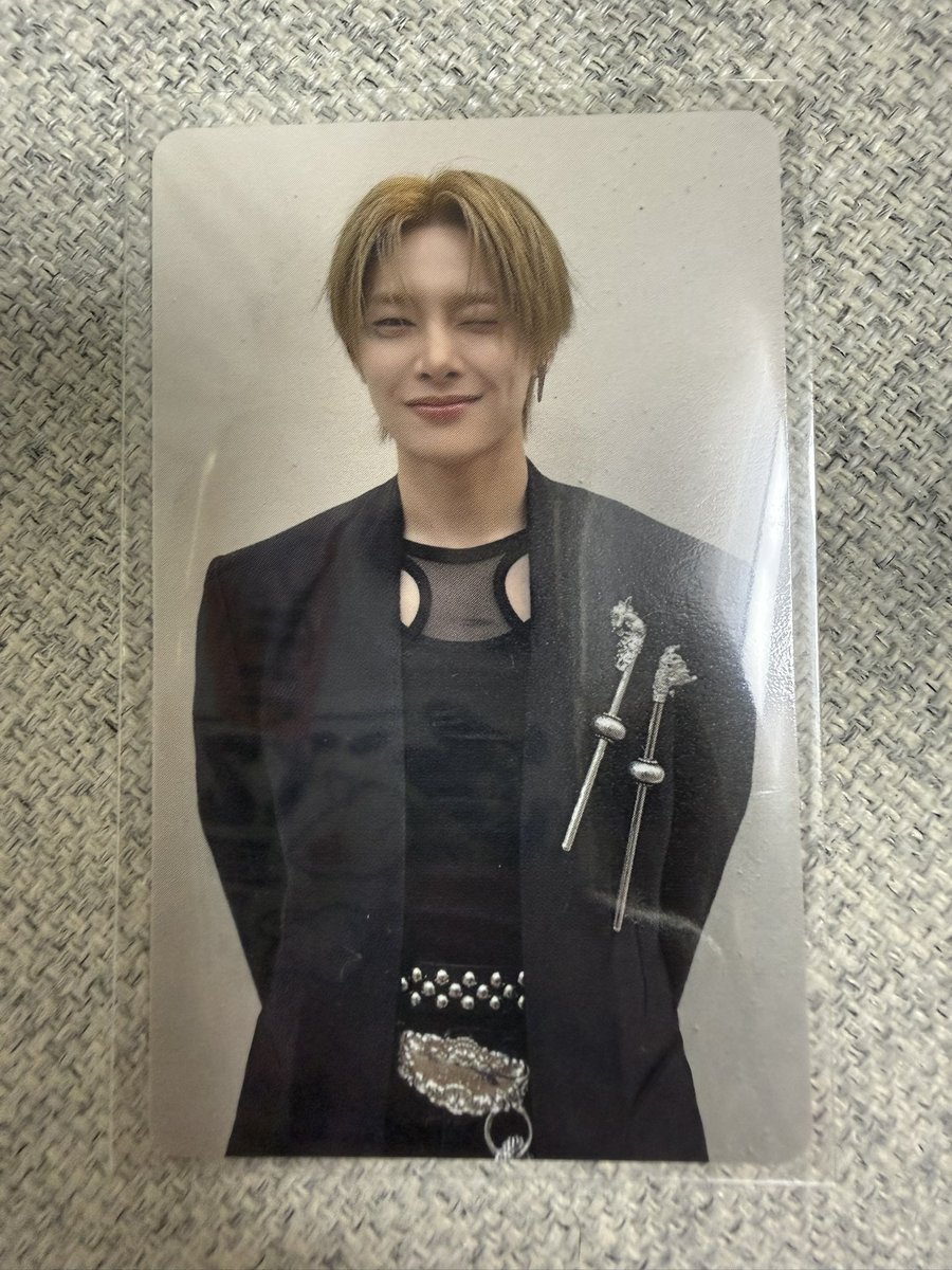 pyorepyore_skz's tweet photo. THIS &amp; THAT

HMV特典Yバーション

譲)アイエン

求)ヒョンジン、ハン、フィリックス

郵送にてお願いします

#straykids交換
#straykidsTHISandTHAT
#HMV特典Y https://t.co/cyhiNIs06d