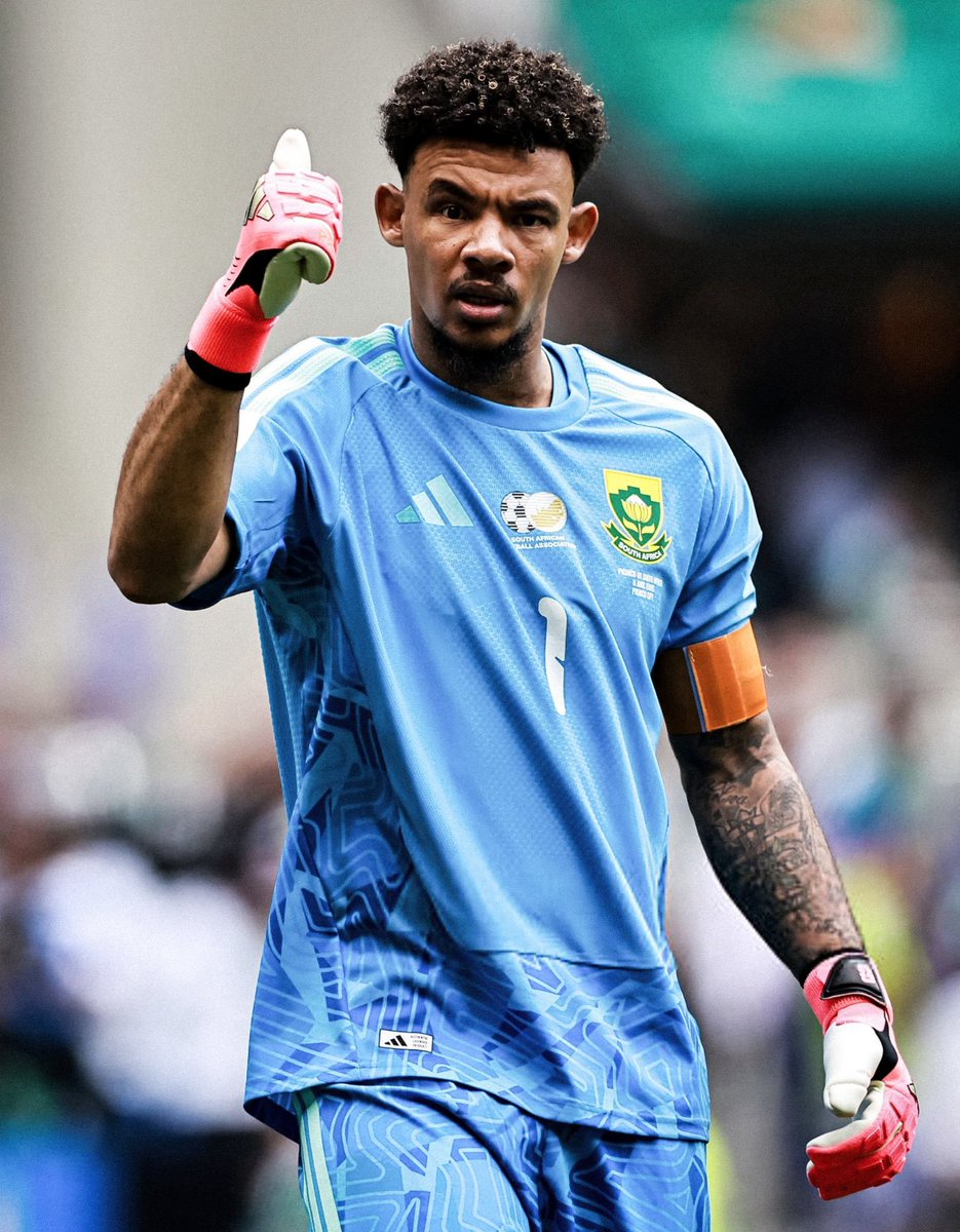 MpNkophe's tweet photo. I'll never disrespect you captain, I know you . I have seen your work ⚽️⚽️⚽️ https://t.co/GhGsn30HX0