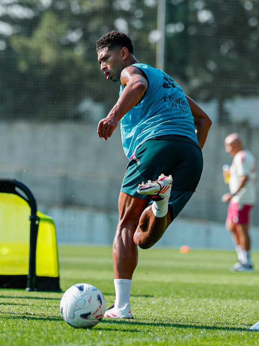 realmadriden's tweet photo. 🤍 Welcome back, @BellinghamJude! https://t.co/IwNZXllF5M