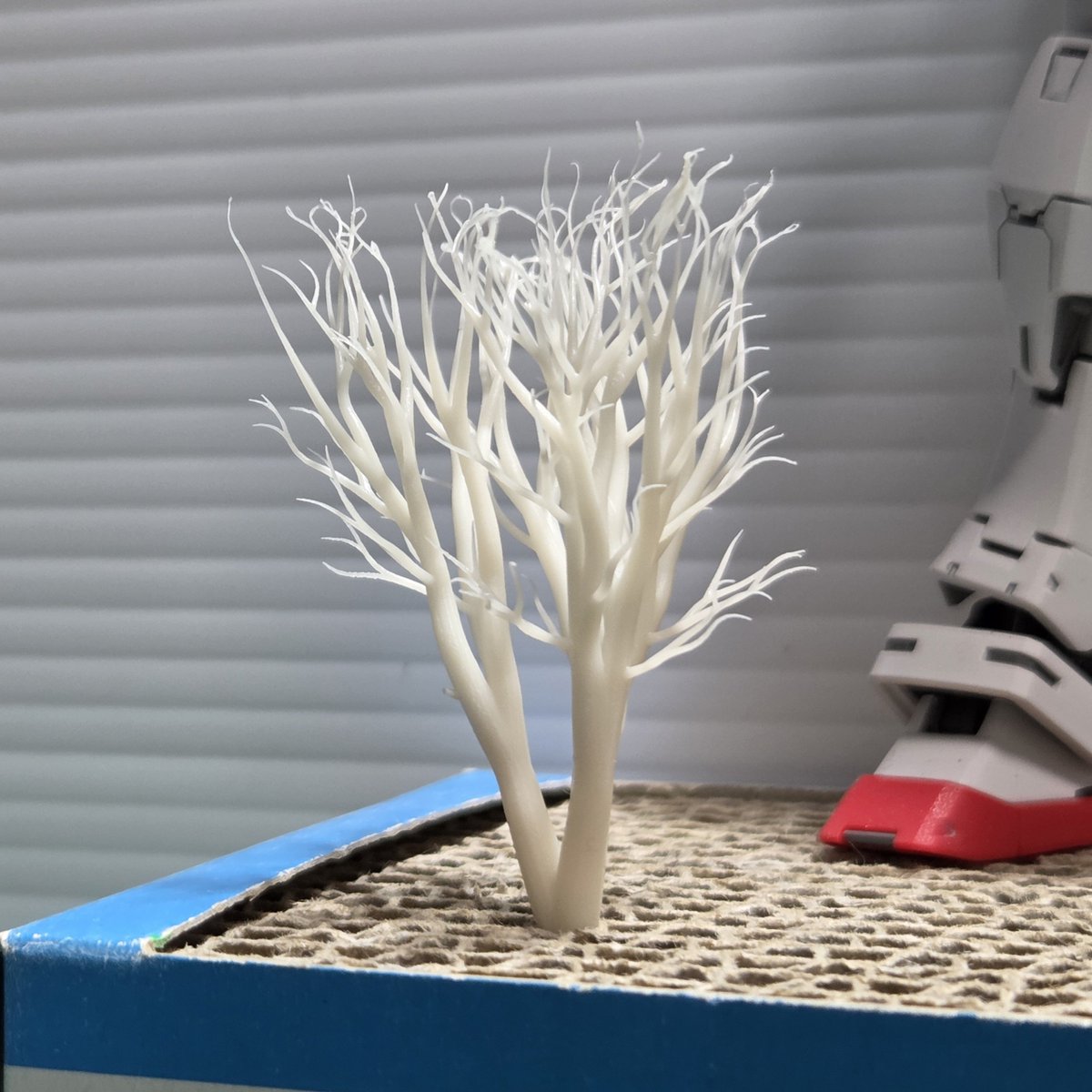 WaTa_plamo's tweet photo. 木 を 3Dプリント してみました。
葉は パウダーなどで つける予定。

なかなか良い感じ🤔

#3Dプリント
#ジオラマ https://t.co/s76Gx1sdPQ