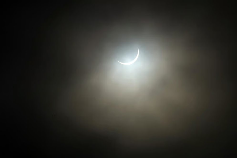 MayoDotIE's tweet photo. With a total solar eclipse taking place this evening, the first in Europe since 1999, Newport Astronomy Club are inviting members of the public to 'an unforgettable' Solar Eclipse Viewing Party on the Railway Bridge in Newport from 5.45pm.

More: https://t.co/XQ2ozdCDxb https://t.co/voGTQCdHRl