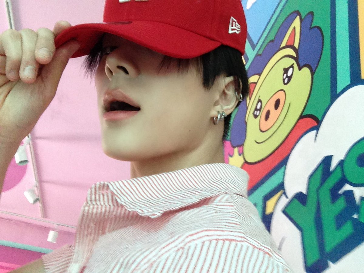 WHIB_ON's tweet photo. 체리파이 팝니다

#WHIB #휘브 #KIMJUNMIN #김준민 https://t.co/47T64K1HM9