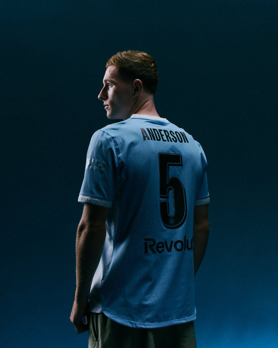City_Xtra's tweet photo. BREAKING: Elliot Anderson is #ManCity's new No.5. https://t.co/YOFXcByQ24