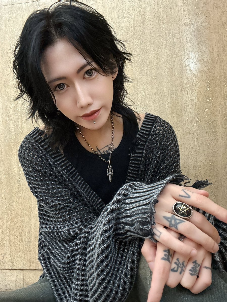 Ichinoseee1216's tweet photo. もっと満たしてあげるから、もっともっと満たしてよ https://t.co/7loUP1YNHN