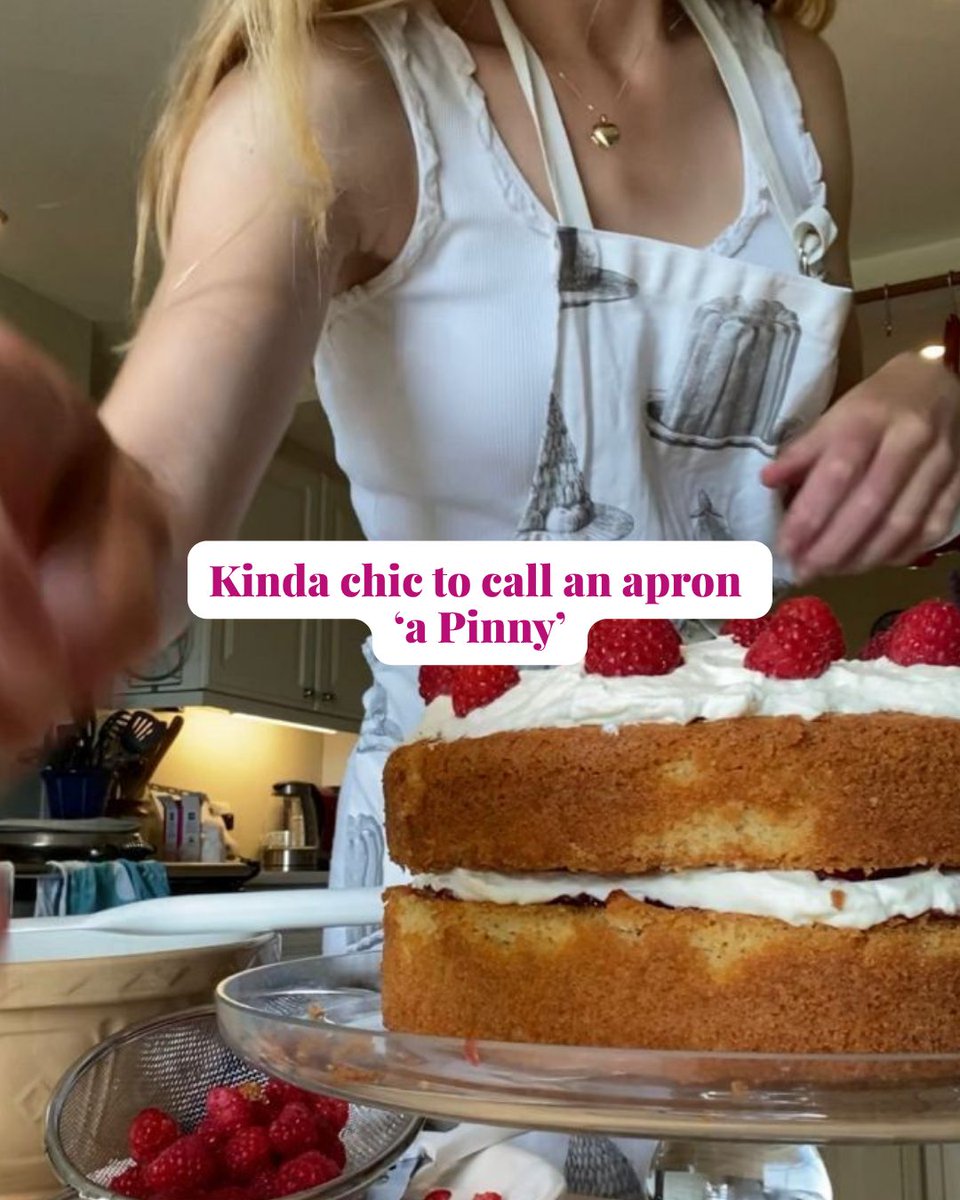 CakeandBakeShow's tweet photo. Baking is very chic, right? 🧁💅🩰✨

What's your chic baking trait? 🍰 #CakeBakeShow26 #Kindachic #Baking https://t.co/FSWZtWSBvs