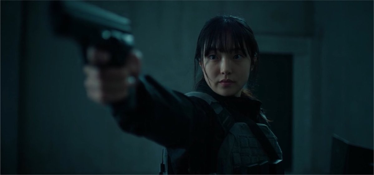 onchiwonchi's tweet photo. “I won’t be like my uncle”— because becoming the stronger, smarter version of him is the epitome of a monster. Jian finally embraced who she was meant to be. Beyond everything she feared becoming— she became. And somehow, Jinman’s greatest fear came true. 

#AShopForKillersS2 https://t.co/EeAzh7E89f