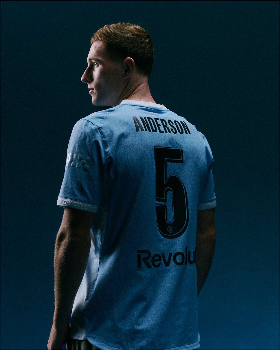 mcfc_lads's tweet photo. City’s NEW squad numbers! 🆕👕 

1️⃣ Donnarumma
5️⃣ Elliot Anderson
6️⃣ Marc Guehi https://t.co/HQ3cUcS1i0