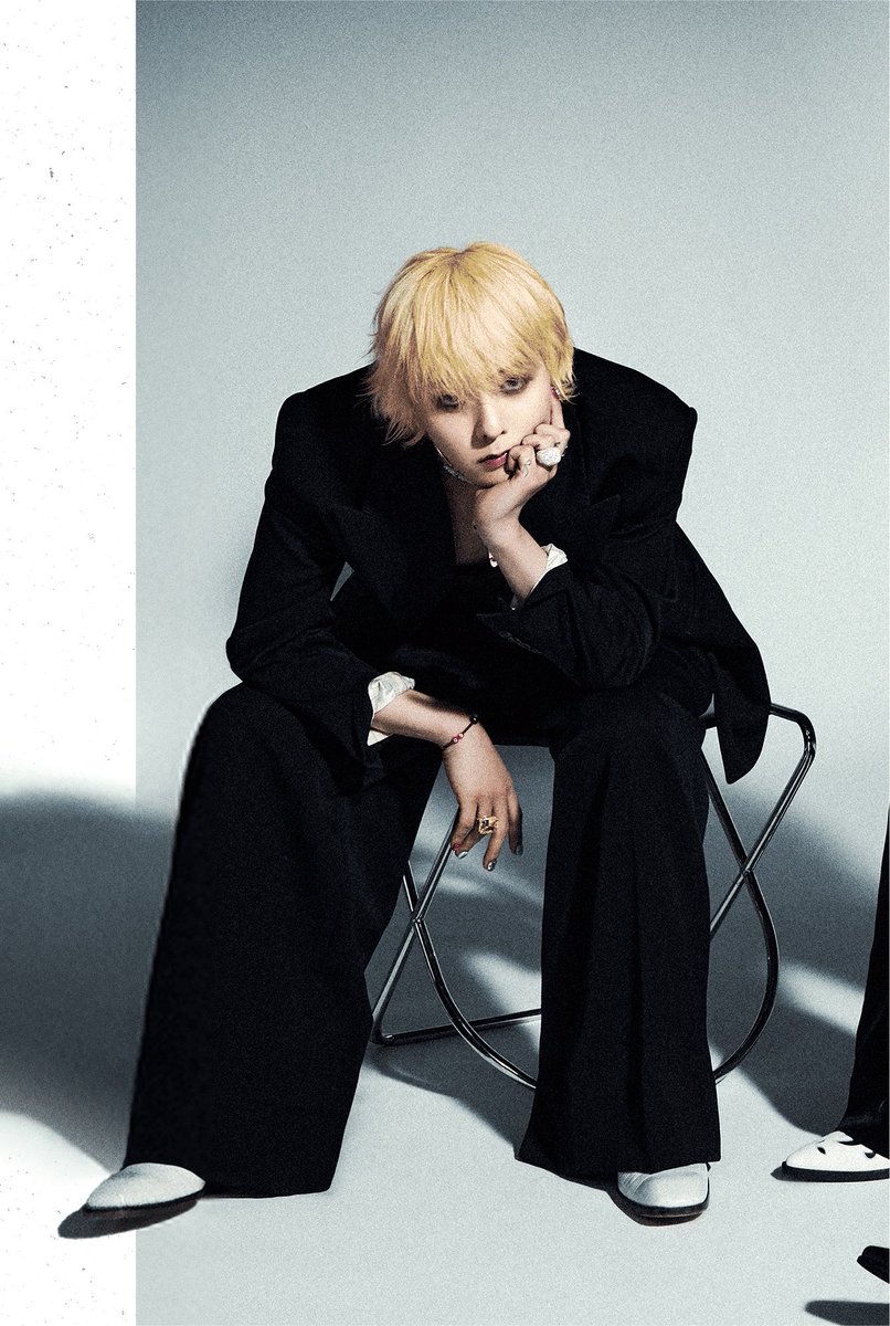 gdragon_pp's tweet photo. 네 네 평생사랑하겠다구요
이미 딴데 못감……그만해제발
오빠아아…………. https://t.co/dUOJyCa4Ka