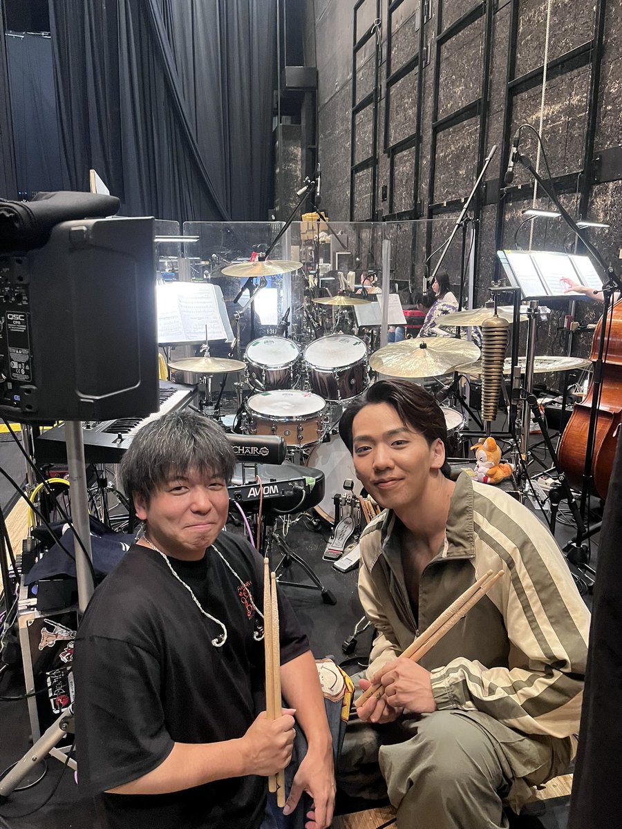 okadaharuki1208's tweet photo. #Boopthemusical 本日もありがとうございました🙏🏻

ドラムを稽古場から教えてくださり、本番も共に(共にと言っていいかわからないが笑)ドラムを叩かせて頂いた、たくとさんが本日大千穐楽でした👏

稽古場から本番のアップの時も貸して頂いてたスティック頂きました🥁

改めてありがとうございました🥁 https://t.co/Xx3x1ilfjX