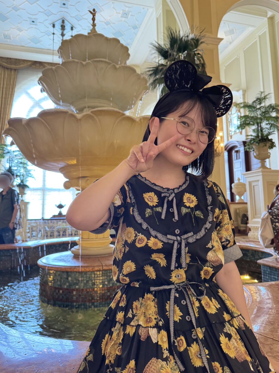 mii_ice_love's tweet photo. 久し��りに
お気に入りのワンピースを着て おでかけ🌻✨️✨️ https://t.co/fy0MKXOklR