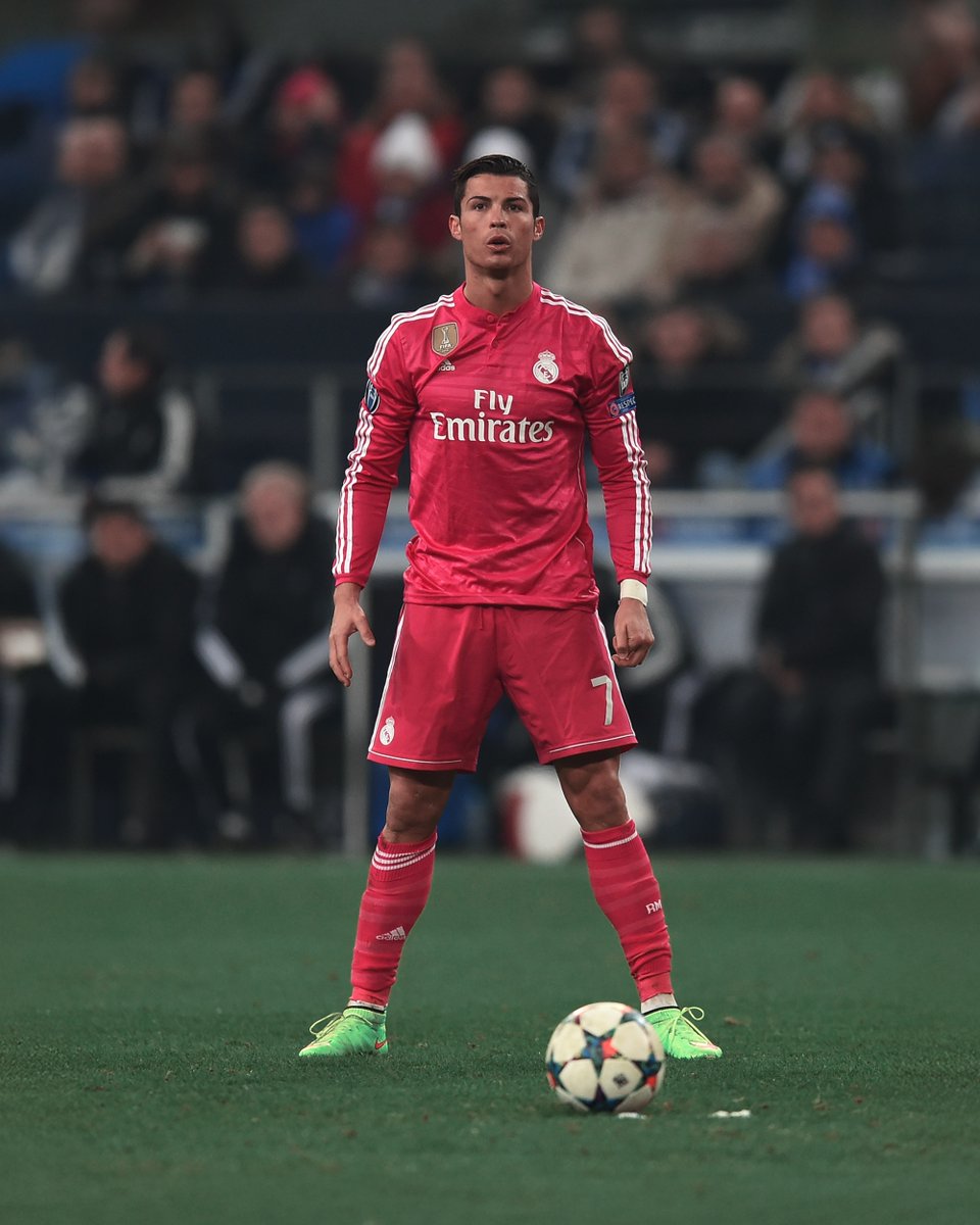 SI_FootballClub's tweet photo. A rare thing of beauty. https://t.co/bfJAhZywqK
