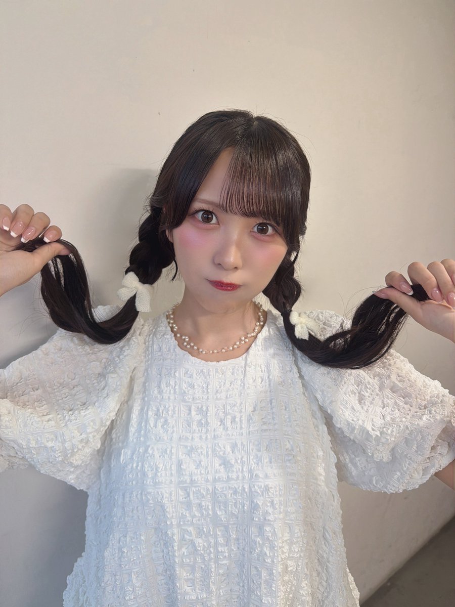 aida_jurii's tweet photo. 映像商品『≒JOY 全国ツアー2025「Our moon is getting full」』発売記念

🗓9/9(水)17:30〜
♡オンライン個別サイン会
https://t.co/X5wHnzoR4Q

受付が明日の12:00までです！
お話しながらお名前とサインを書かせていただきます🙌🏻

一緒に過ごせますように🌙
待ってるね！ https://t.co/7x2jOPKrw3
