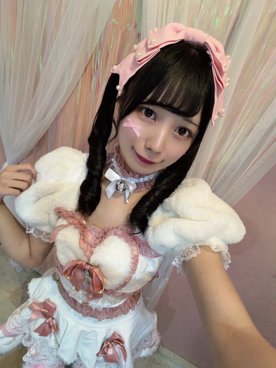 candy_nagi00's tweet photo. おきゅいん！コロネツイン💖
髪型頑張ったからこれでいっぱい遠隔撮りたい🥹
@cmade_takamatsu 
#コンカフェ嬢 #自撮り界隈 #高松 #いいね返し https://t.co/IwJPCqz6cB