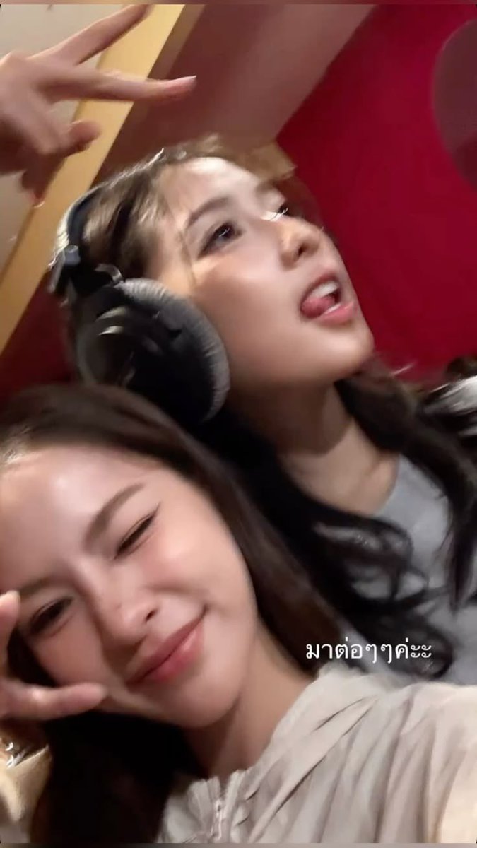 qe91o's tweet photo. 🫠❤️❤️

#puyy_fai #jhutaa #puyfaiploy https://t.co/O83idFIybD