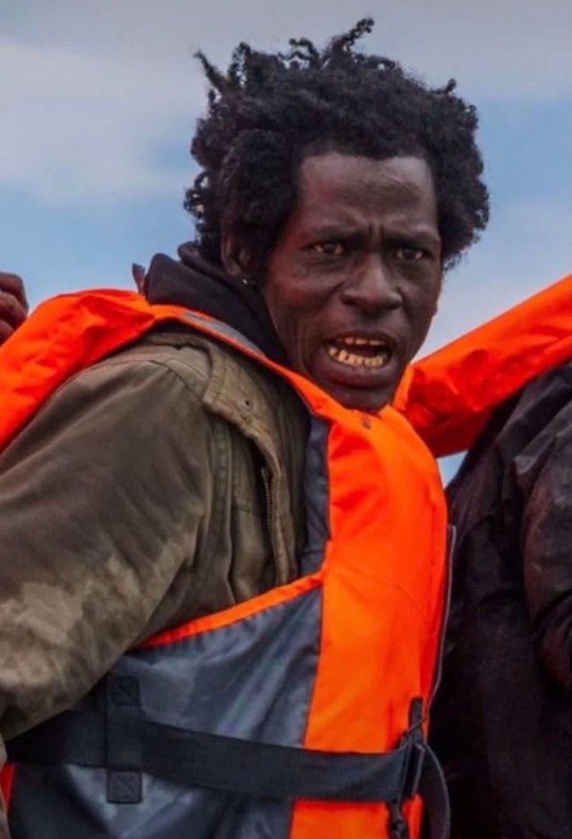 Robbie_Reasons's tweet photo. How long are the British people going to put up with being told there is nothing the government can do to stop the boats when we all know they could be stopped in a week?

These are not refugees or doctors and engineers they are economic migrants and it is not our responsibility. https://t.co/zkXzuG6XwV