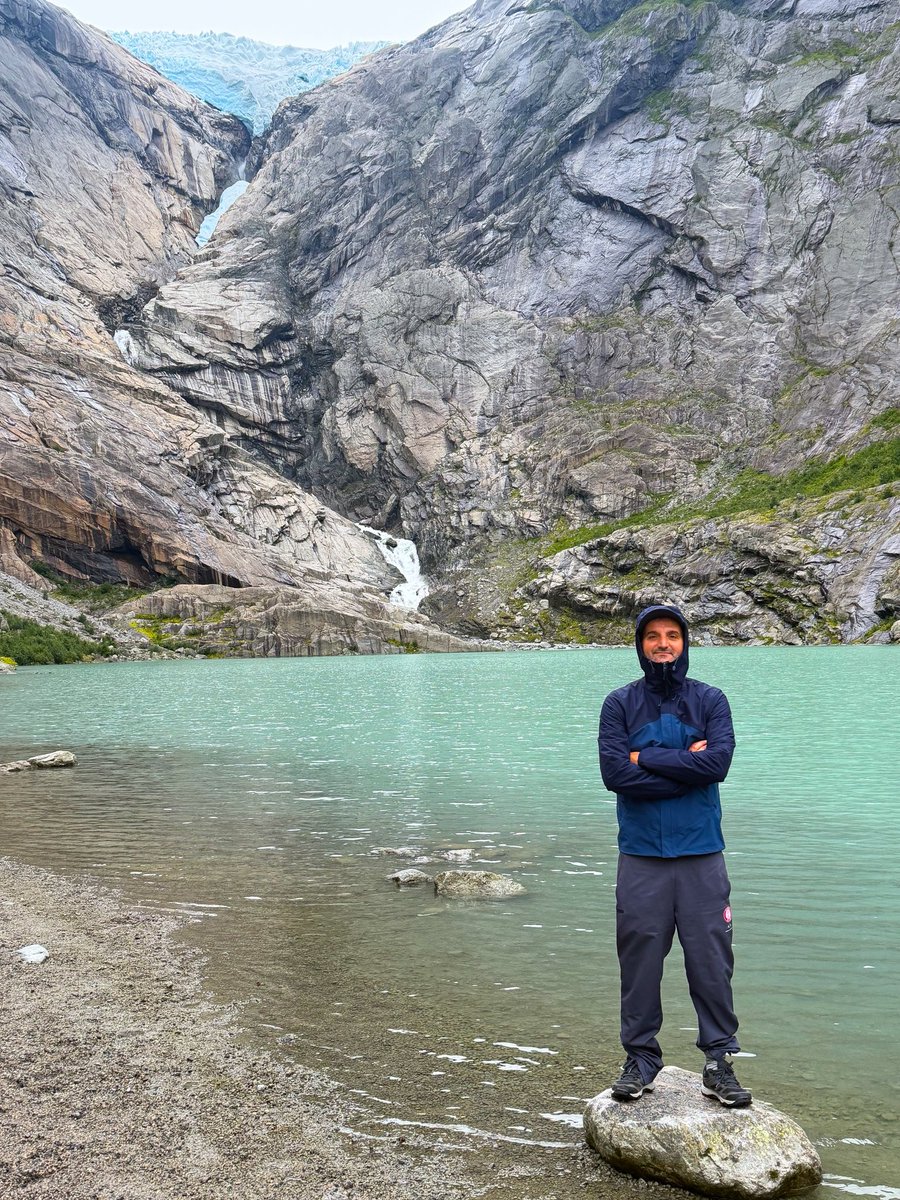 luca_caputa's tweet photo. Con le troll cars per espIorare Briksdalbreen, iI braccio accessibiIe deI JostedaIbreen, iI ghiacciaio su terraferma più grande d'Europa che
raggiunge un'aItezza di 1200 m.
#briksdalbreen
#norway https://t.co/MziXBUIzJG
