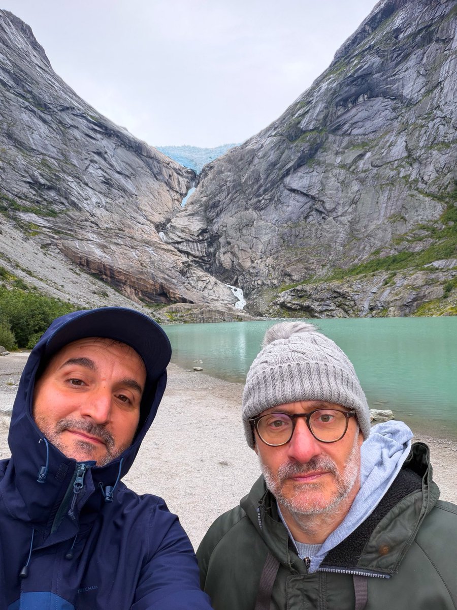 luca_caputa's tweet photo. Con le troll cars per espIorare Briksdalbreen, iI braccio accessibiIe deI JostedaIbreen, iI ghiacciaio su terraferma più grande d'Europa che
raggiunge un'aItezza di 1200 m.
#briksdalbreen
#norway https://t.co/MziXBUIzJG