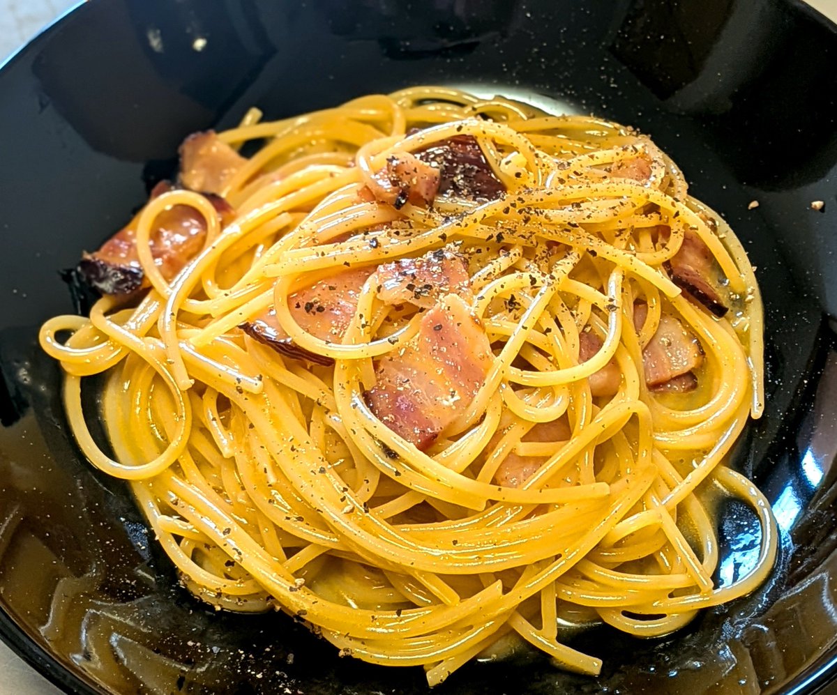 syd__barrett1's tweet photo. カルボナーラ作った
#zt飯 https://t.co/MlDWeac1yY