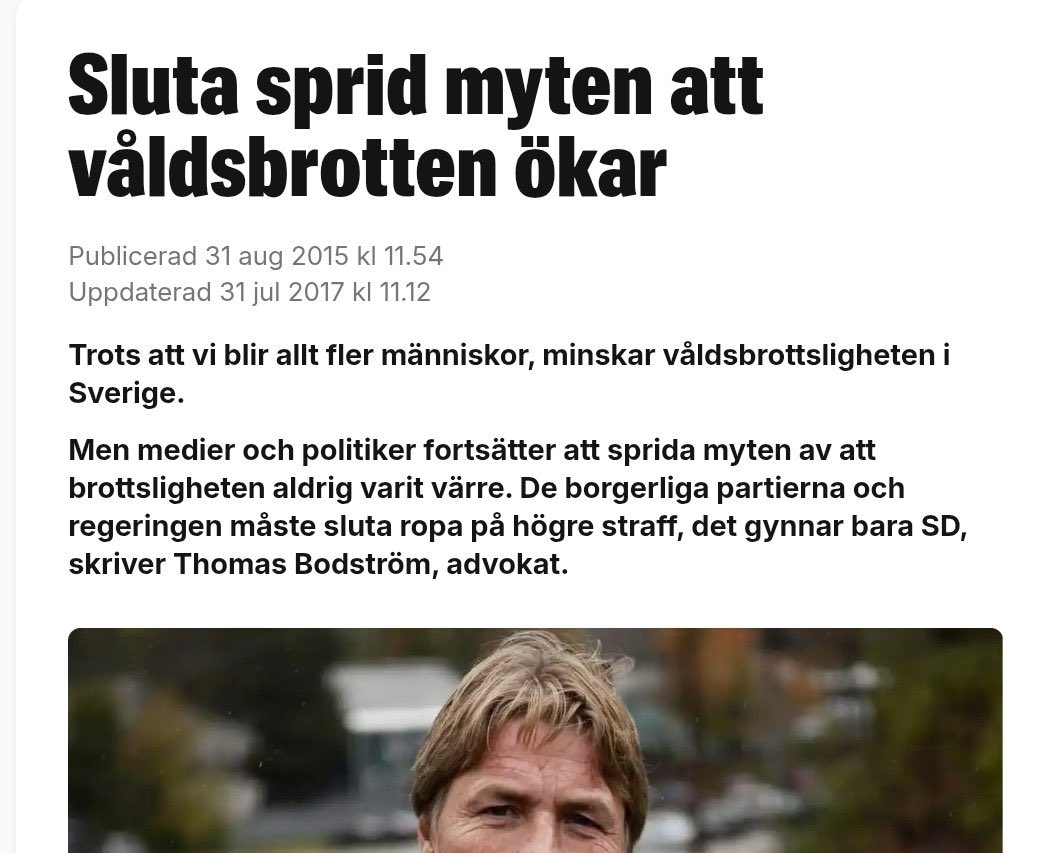 hanifbali's tweet photo. Thomas Bodström 2015 när gängbrottsligheten började balla ur ordentligt.

Ofattbart att journalister och mediehus agerar taltratt åt denna charlatan. https://t.co/UIq8T2Vu9Z