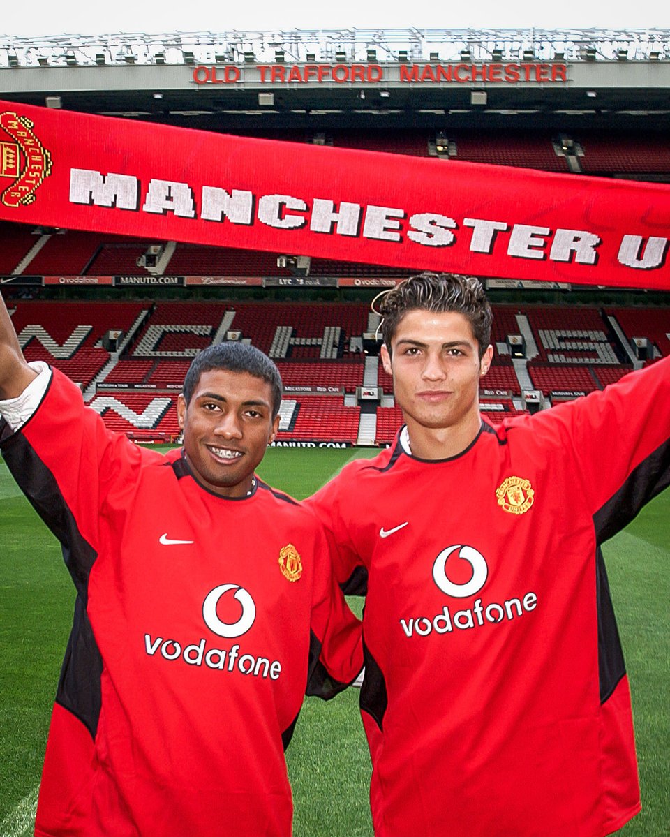 brfootball's tweet photo. 23 years since Cristiano Ronaldo joined Manchester United 🔴

That look 👀 https://t.co/D64JLDXyq3