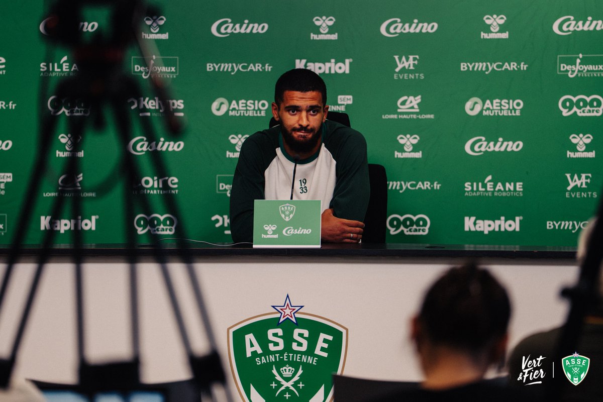 ASSEofficiel's tweet photo. 🎙️ Sohaib Naïr : "On a fait le travail à Sochaux, mais on sait qu’on peut faire mieux. On sait aussi que Clermont va nous poser d’autres problématiques. On aura besoin d’avoir plus de maîtrise que sur ce premier rendez-vous. Dans le groupe, tout le monde est lucide. On sait qu’on a juste pris trois points et qu’il reste 33 matchs devant nous."
