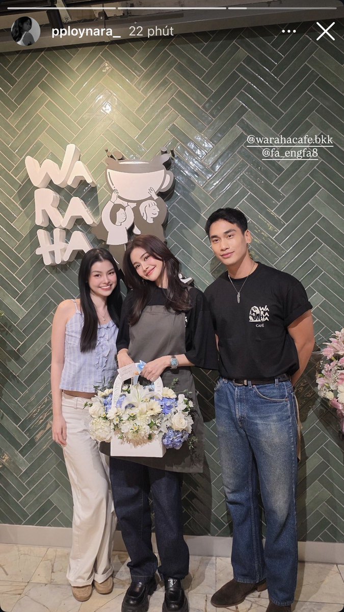 penakute220315's tweet photo. Nong Ploy cũng tới nè cưng ☺️

#GrandOpeningWARAHACAFE
#warahacafebkk #wara2ndhome
ENGFA OUR HEART12
#อิงฟ้ามหาชน #EngfaWaraha
#อิงฟ้าวราหะ @EWaraha https://t.co/C2GyM5yPFp