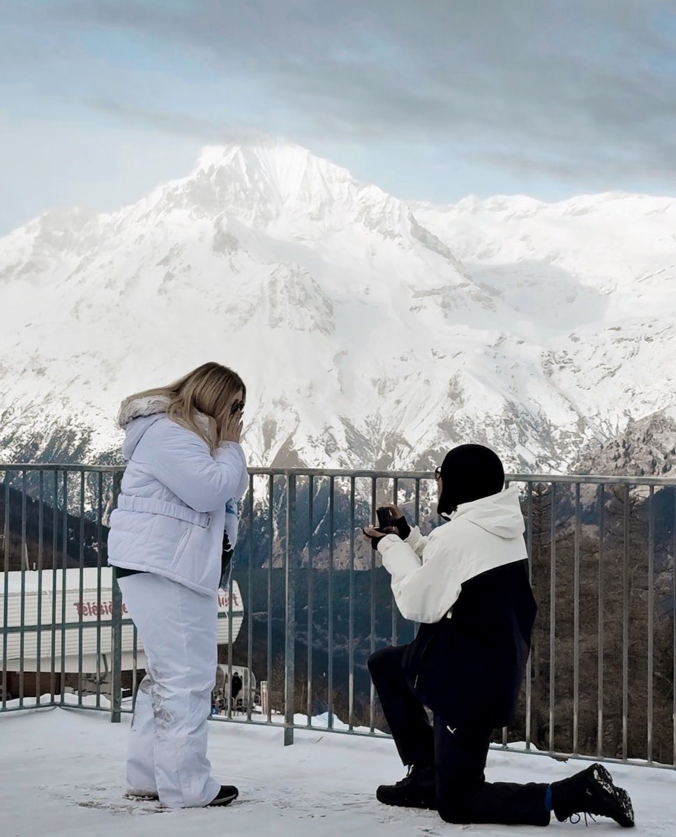 AdamWaithe's tweet photo. 5 Year Anniversary. ❤️🌎🤝 https://t.co/Af4qSqp8lQ