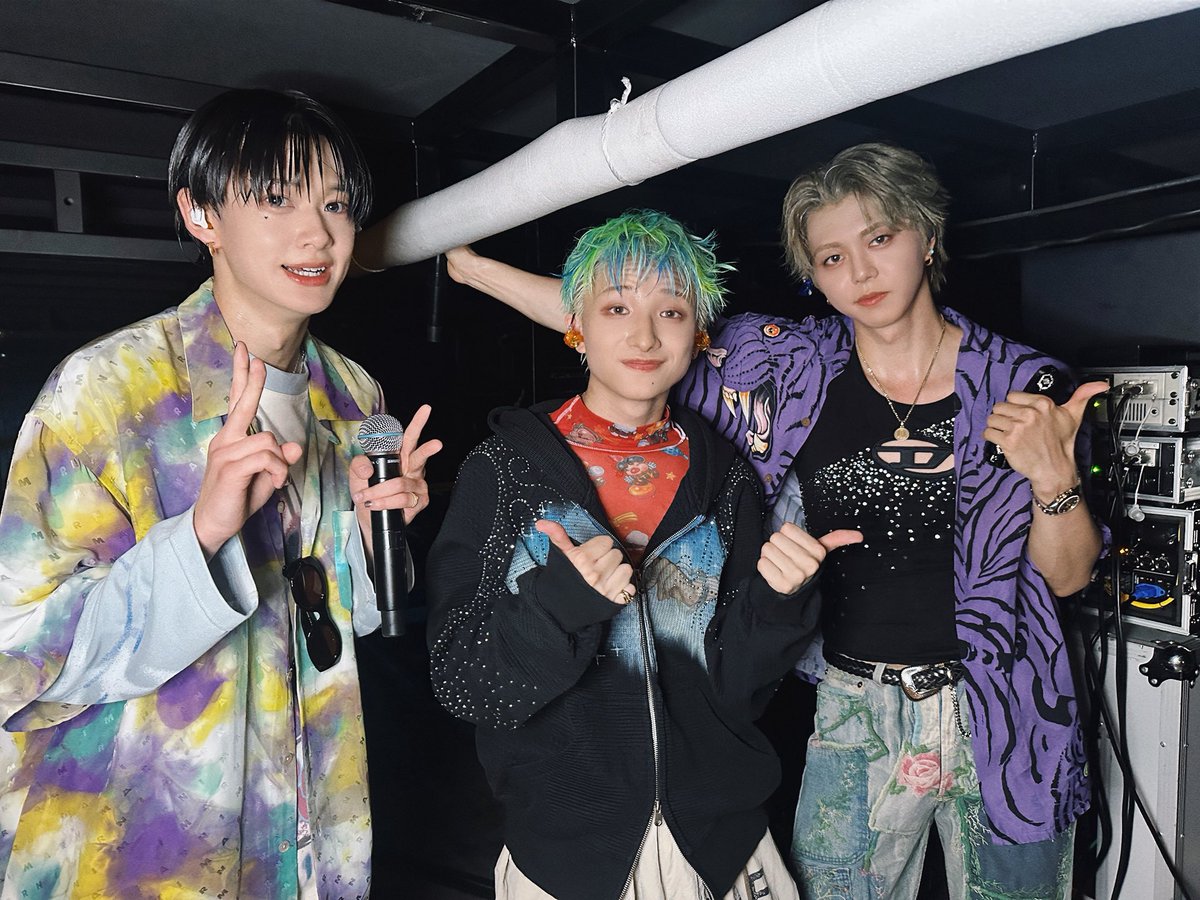 buddiis's tweet photo. 明日は『EBiDAN THE LIVE 2026 15th Anniversary』🦐✨

その前に予習✏️
4時間目：BUDDiiSグループと、メンバー個人のSNSをフォローしよう！

グループSNSではかっこいい写真やオフショット、仲の良さが伝わる動画など様々なコンテンツを投稿しております📱🆙

各SNSリンクはこちら！
https://t.co/42qVAx1M4M