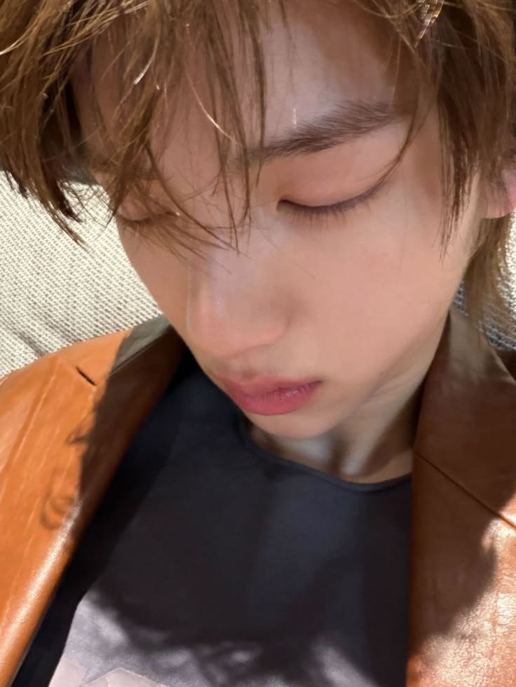 KnpJuhoon's tweet photo. Srs lho ini kenapa ya jbjb-nya nggak kelar kelar. https://t.co/pFQBojKOXj
