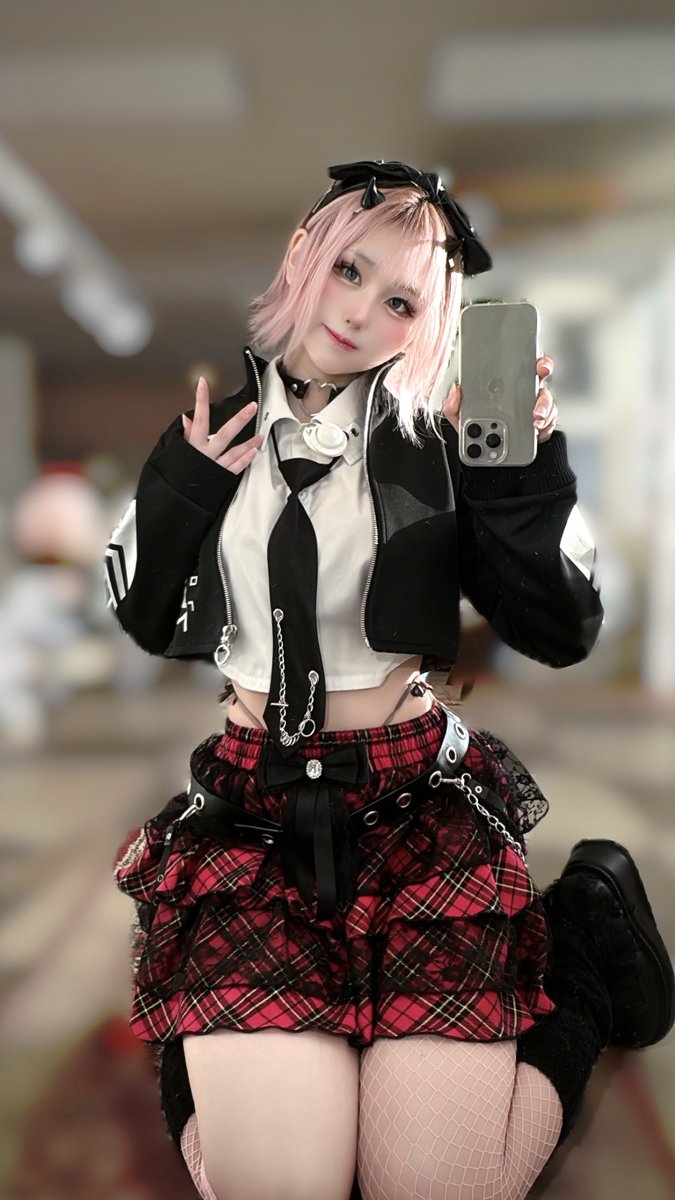 yuupon_08's tweet photo. 悪魔😈🖤
VTuberみたいなコーデになった𓆩✧︎𓆪⛓️

 #C108  #C108新刊 https://t.co/nkBUTGU4pX