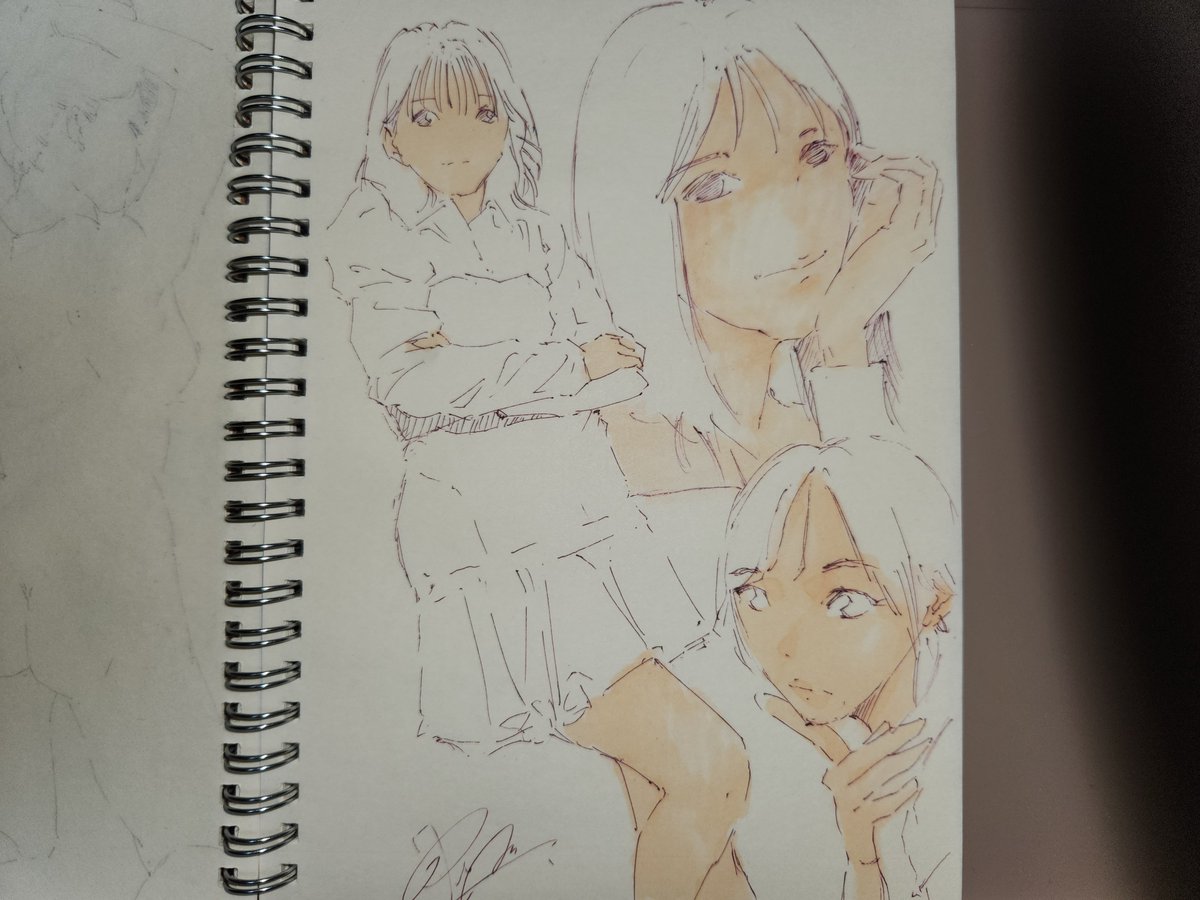 drmdice's tweet photo. アナログは無地のノートが埋まっていく楽しさもある。 https://t.co/PyQU6wELsT