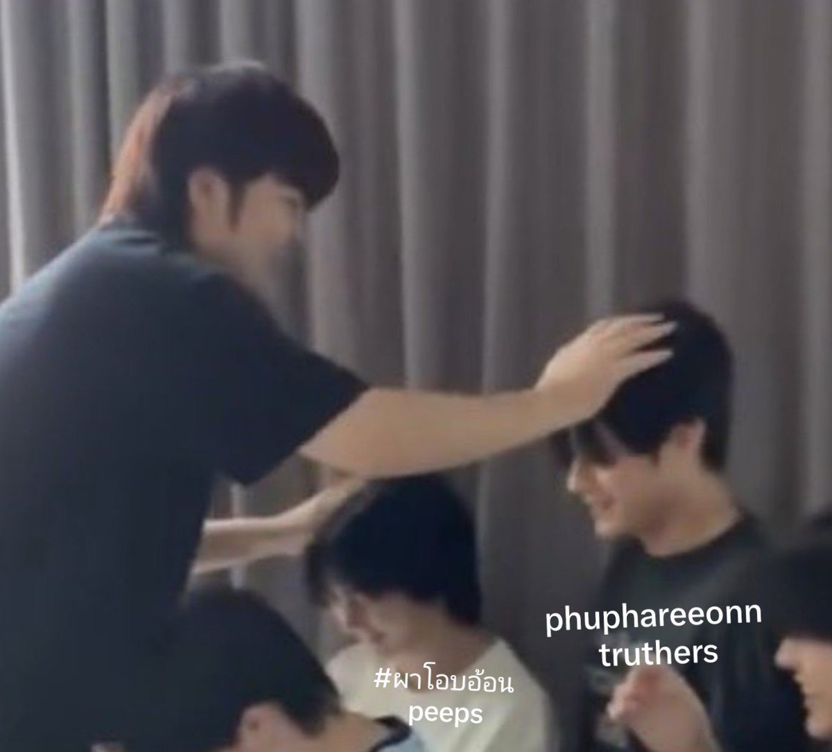 fromjees's tweet photo. thankyou to our god @/paof we're still at it 😁 https://t.co/TlhY4woOcF