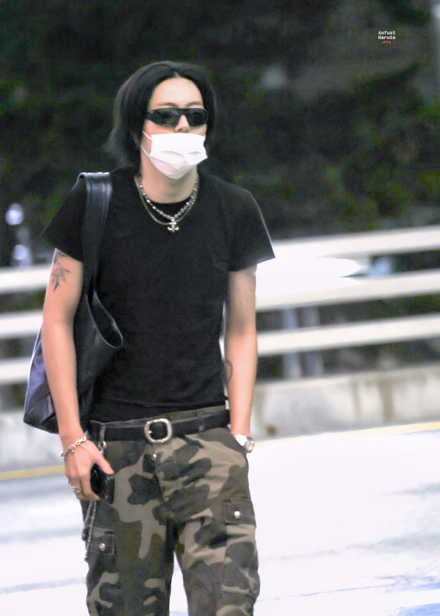 AOFUZI_HARUTO's tweet photo. 260812  ICN 🛫
😎😎

#하루토  #HARUTO  #ハルト #渡辺温斗
#TREASURE   #트레저 https://t.co/OXzY7o0vV1