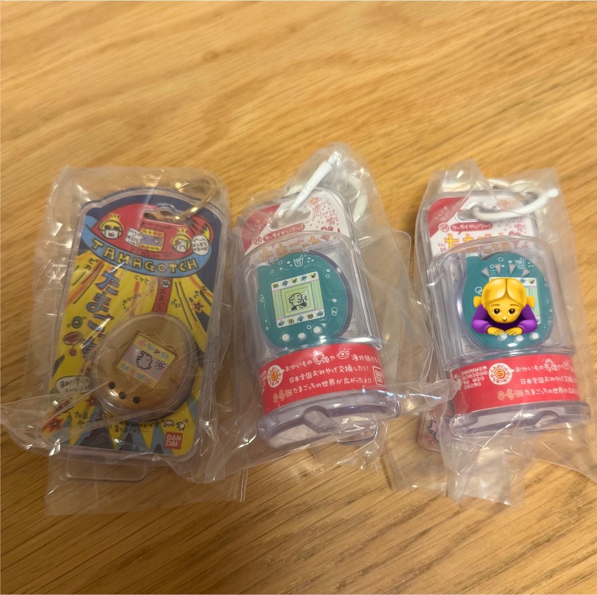 K7ldWl's tweet photo. たまごっち カスタムキーリング2

【譲】めろんソーダ　シークレット
【求】ID ピンク　

都内手渡しでのお取引希望です。
お気軽にお声がけ下さい！🙇‍♀️ https://t.co/DpOVyItVOT