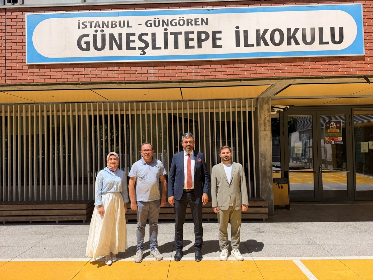 MemGungoren's tweet photo. İlçe Millî Eğitim Müdürümüz Sayın Yusuf Aydoğdu, TÜGVA Güngören İlçe Başkanı Sayın Ahmet Türk ile birlikte, ilçemizde yürütülen TÜGVA Yaz Okulu etkinlikleri kapsamında Güneşlitepe İlkokulu’nu ziyaret etti.

@istanbulilmem 
@yusufaydogdu60 
@tugvaTR https://t.co/Y8T6YZSfMa