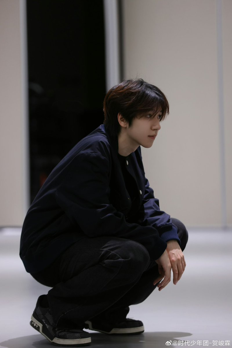 Kuusikello's tweet photo. 这种的也很喜欢 什么都不用脱把鸡巴掏出来操我就行了 谢谢老公 https://t.co/53IP9j7ODC