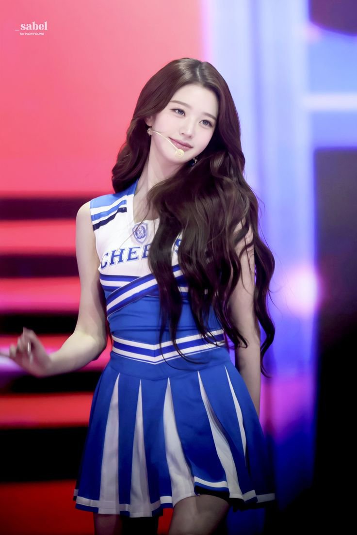 tearsforive's tweet photo. Cheerleader Wonyoung needs to comeback someday https://t.co/VtTc09dtAU