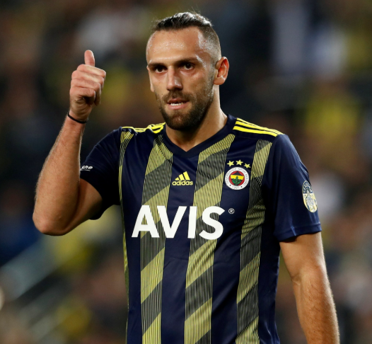 FenerbahceDGN's tweet photo. 🚨Sıcak gündeme destek verelim!

🇹🇷Vedat Muriqi Türk statüsünde oynamalı!

➡️Türkiye Cumhuriyeti vatandaşı olan Vedat'a Milli Takımımızda oynamadığı için ayrımcılık yapılamaz!

📢İlkay Gündoğan mavi kartı var diye, Milli takımımızı seçmemesine rağmen yerli sayılmıyor mu? https://t.co/tXqE3WtyjR