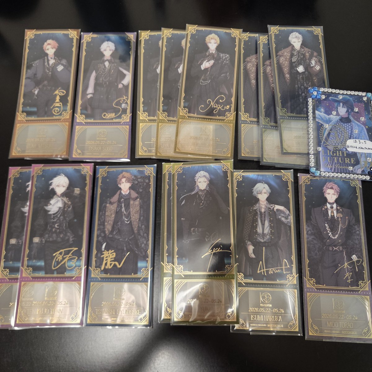 i7CU4_pikasama's tweet photo. [交換·譲渡]アイナナ EXPO 2026 DECENNIUM 特典 チケット風クリアカード

譲→☆三月 壮五 ☆ナギ 楽 天 龍之介 千 悠 ☆虎於

求→一織 > 1点300円+(送料)

◆都内手渡しor郵送
全て決めたい為譲渡は☆を含む内容のみ
◇初回さまプロカ必読

よろしくお願いします💙 https://t.co/zTEs7BFzyB
