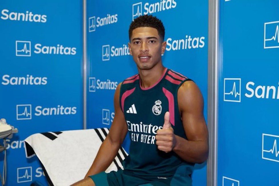 lejournaldureal's tweet photo. 🚨 Jude Bellingham est de retour et le Real Madrid a désormais son groupe au complet. https://t.co/ljMtEcnpwf