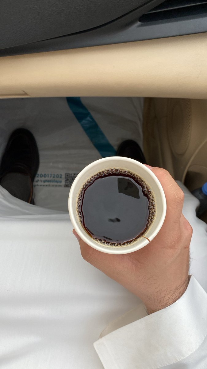 7ill_ill's tweet photo. شاهي الظهرية بعنوان :
من يوم عقلي غلب قلبي .. وانا مستريح 
طافت همومي على صدري طواف الوداع https://t.co/3OFZ9KG5I8