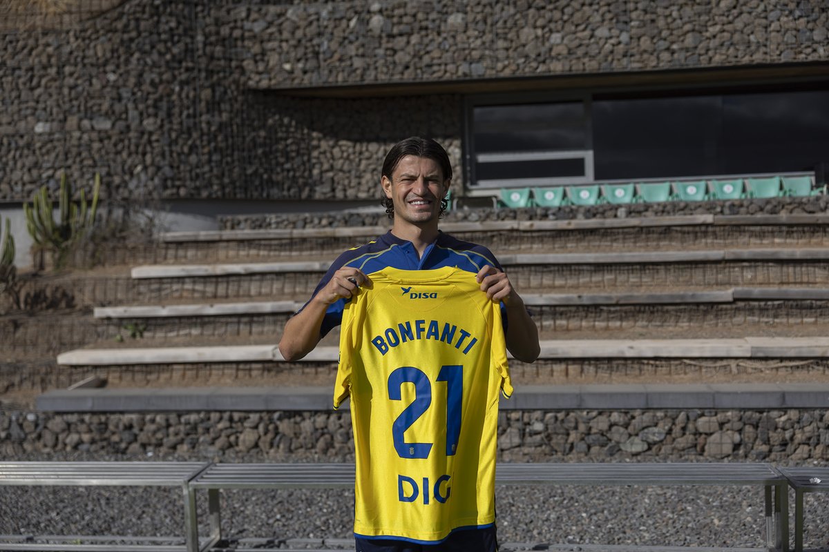 UDLP_Oficial's tweet photo. 💛💙🤳🏽 Giovanni Bonfanti 🫶🏽

#SienteLaUnión #LaUniónHaceLasPalmas https://t.co/XcWsE8YUBa