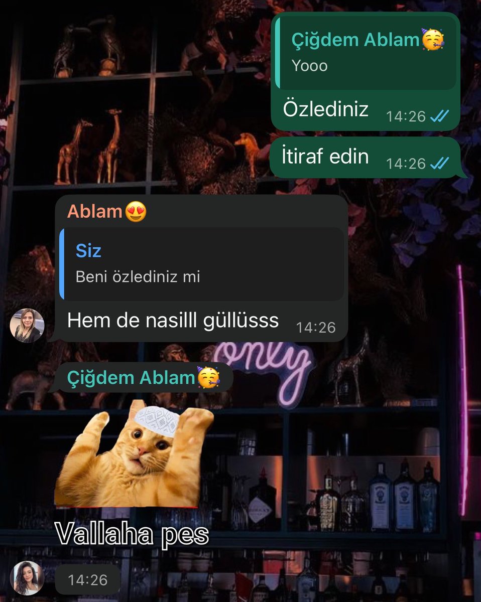 ggdd00_'s tweet photo. hangisi büyük ablam hangisi küçük ablam diye  belirtmeme gerek yok sanırım:)))) https://t.co/itpq7g3Ibc