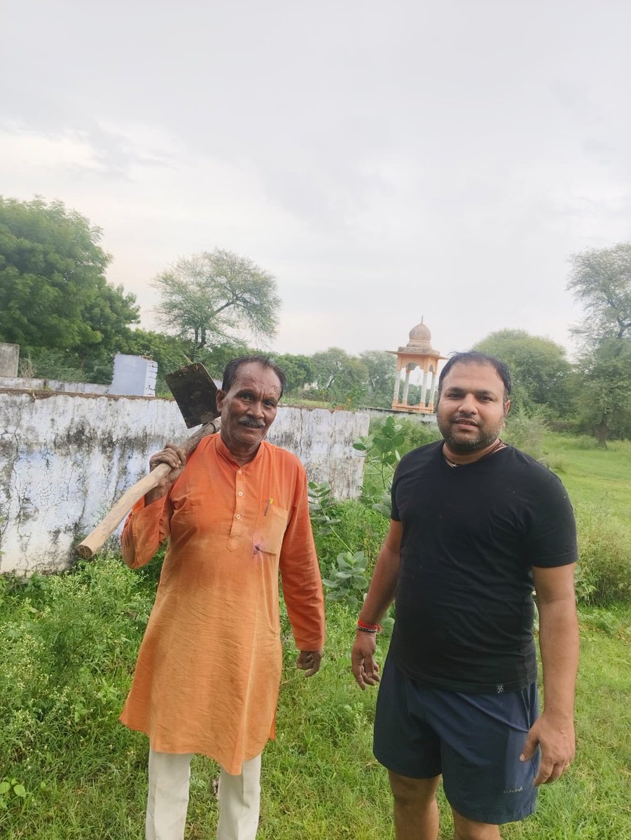 sonuomgarg's tweet photo. आज हरियाली अमावस्या के पावन अवसर पर प्रकृति संरक्��ण का संकल्प लेते हुए 5 पौधे लगाए। 🌱🌳@narendramodi @ChouhanShivraj https://t.co/3S1pkpxDGl