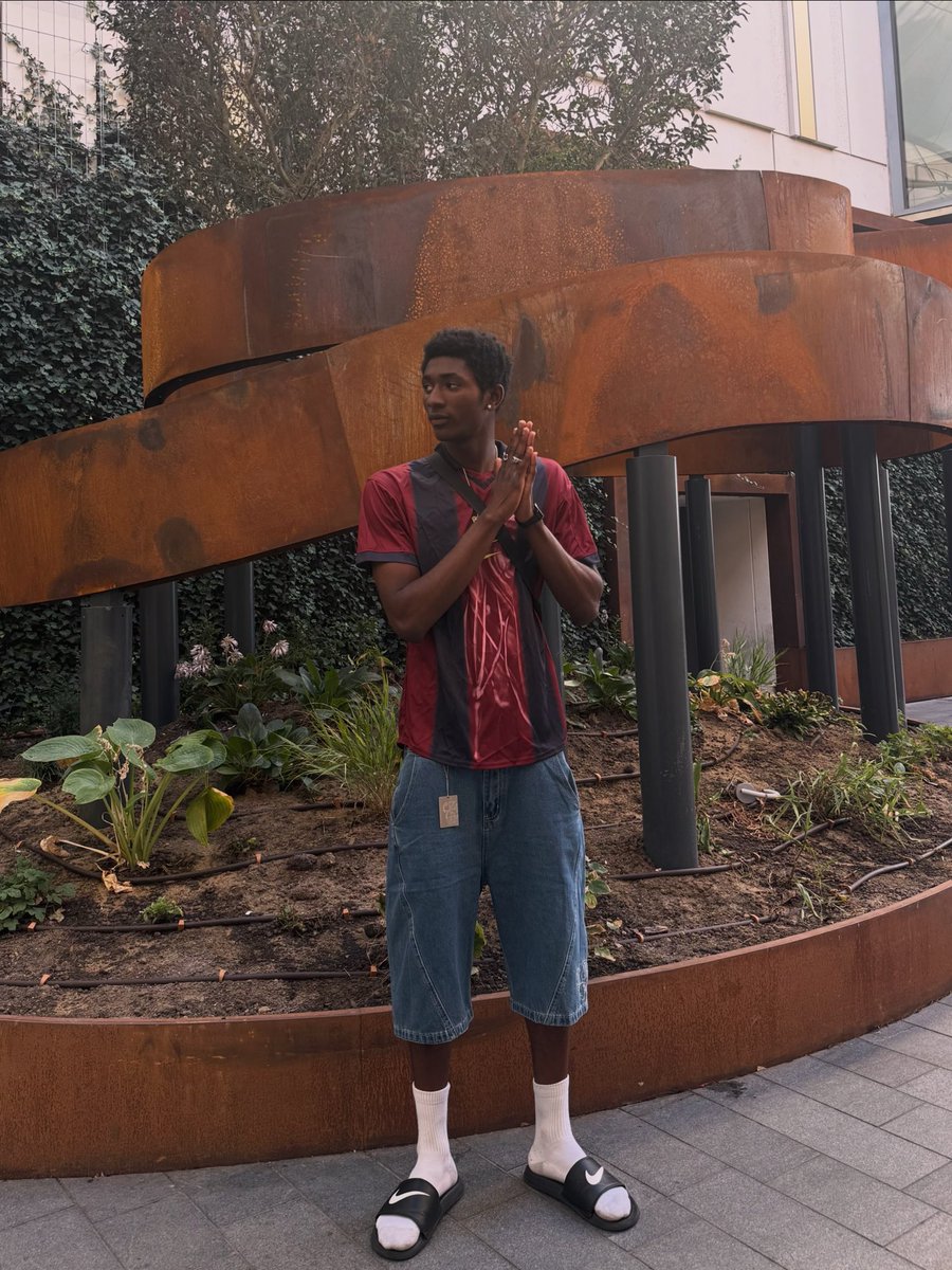 2easymikee's tweet photo. Felt trappy might delete later 💤 https://t.co/mbIqTT7Km0