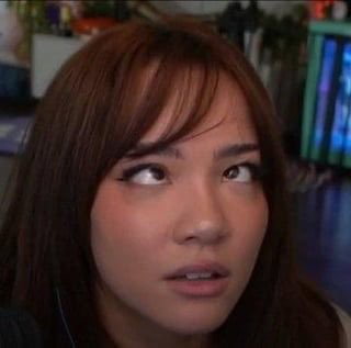 Pokishredd's tweet photo. Female twitch streamers are porn 😵‍💫
#faceporn #findom #pokimane #neekolul #justaminx #cinna https://t.co/CnrAqz9dvv