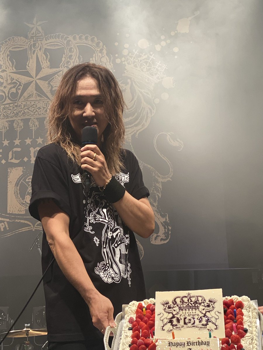 marine425's tweet photo. #J誕祭

最狂に熱い場所だった🔥

次会う時まで、ぜーったいくたばらないよっ‼️‼️ https://t.co/QCOJ007DG2